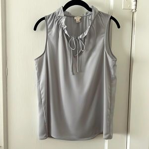 J Crew top w/ruffled collar